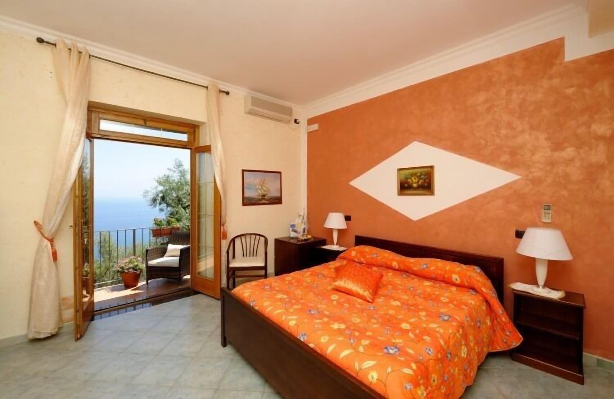 H.H.Le Palme Bed & Breakfast อามาลฟี ภายนอก รูปภาพ