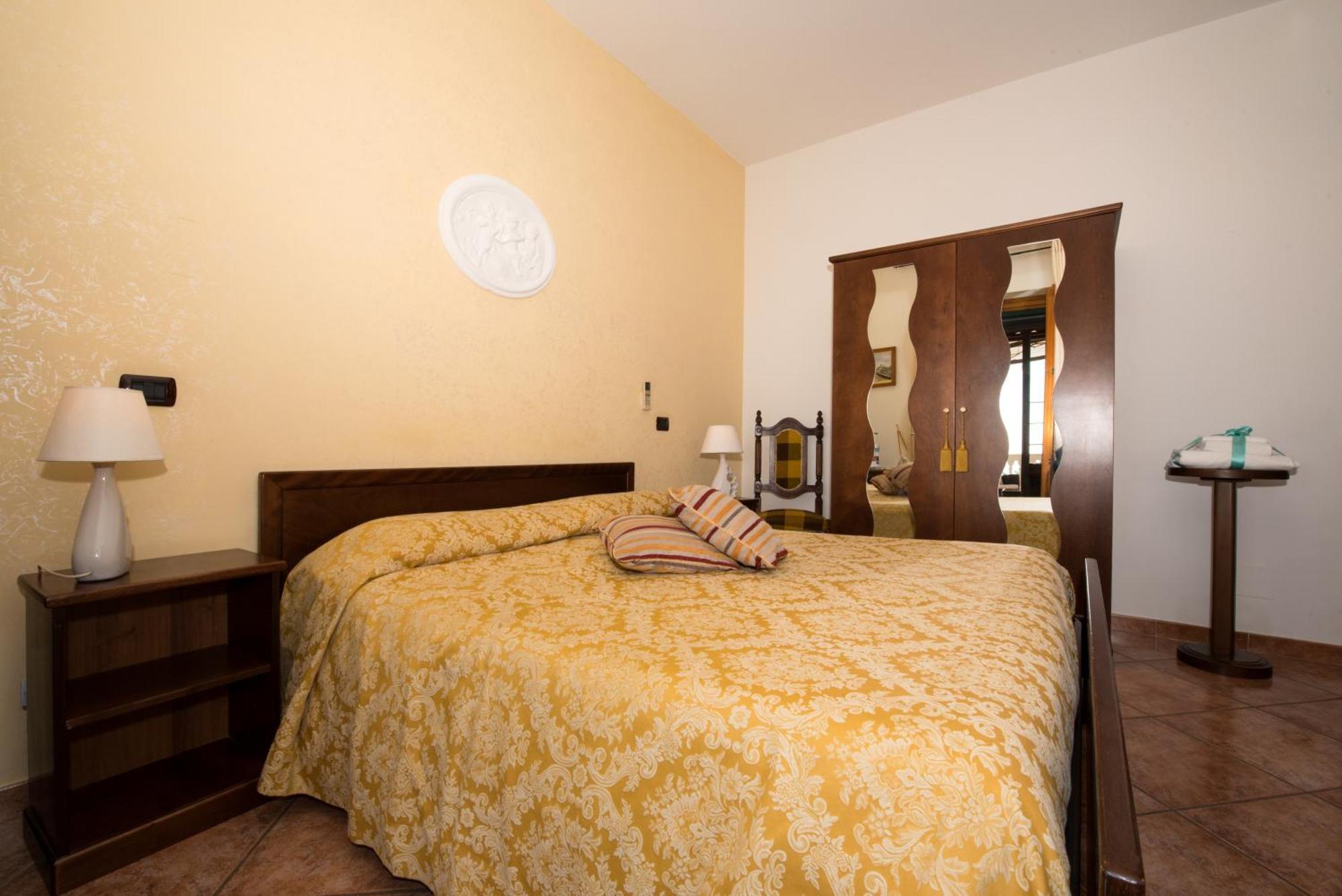 H.H.Le Palme Bed & Breakfast อามาลฟี ภายนอก รูปภาพ