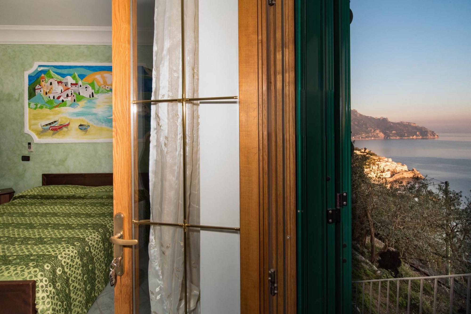 H.H.Le Palme Bed & Breakfast อามาลฟี ภายนอก รูปภาพ