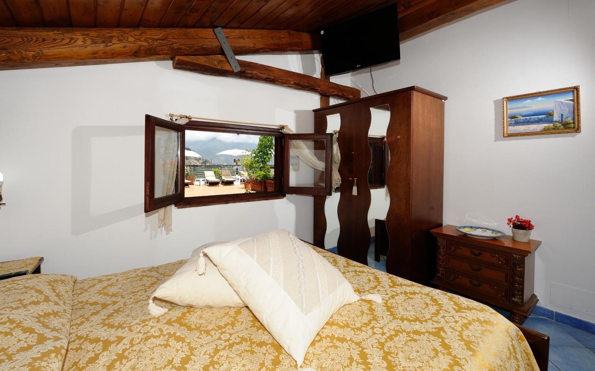 H.H.Le Palme Bed & Breakfast อามาลฟี ภายนอก รูปภาพ