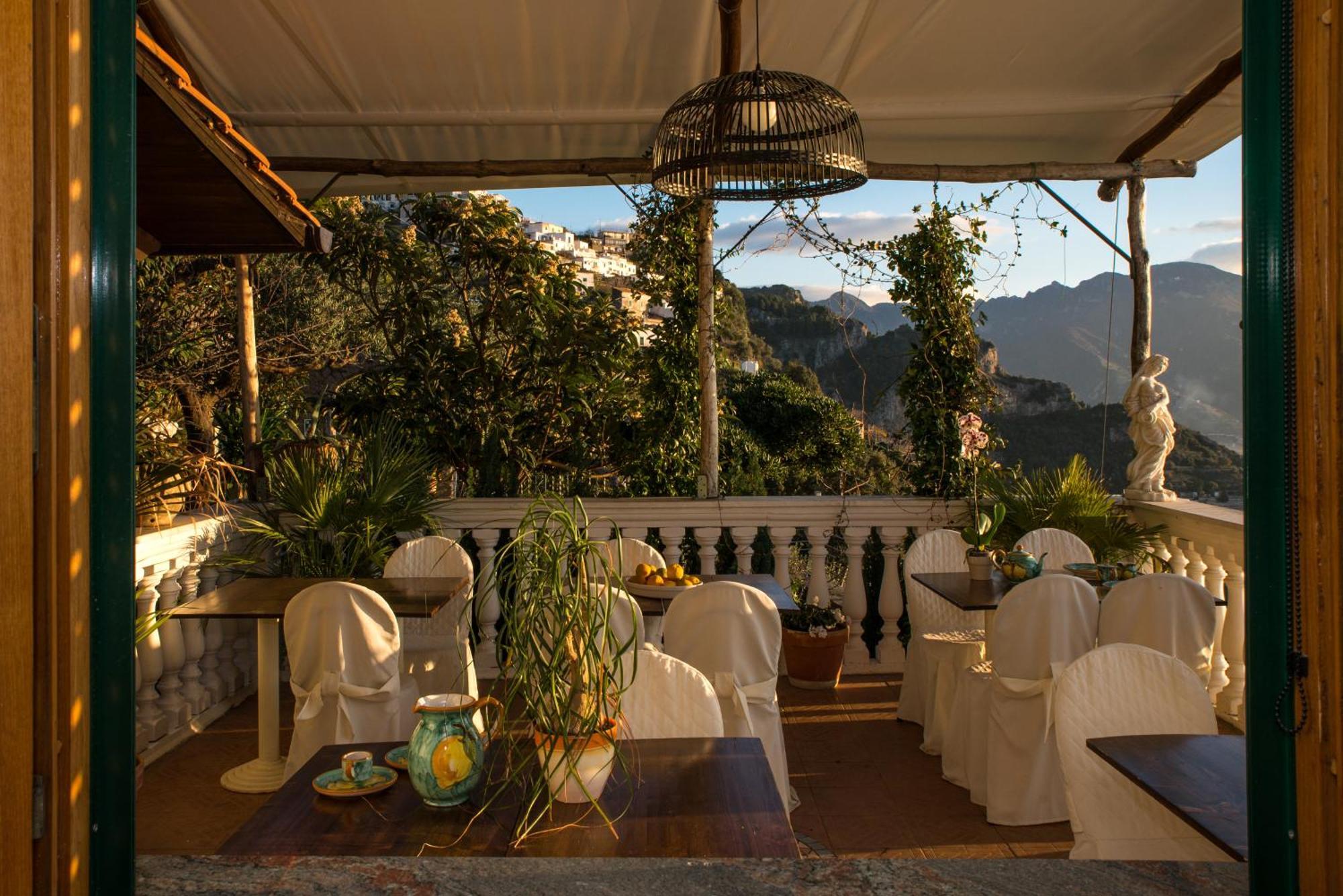H.H.Le Palme Bed & Breakfast อามาลฟี ภายนอก รูปภาพ