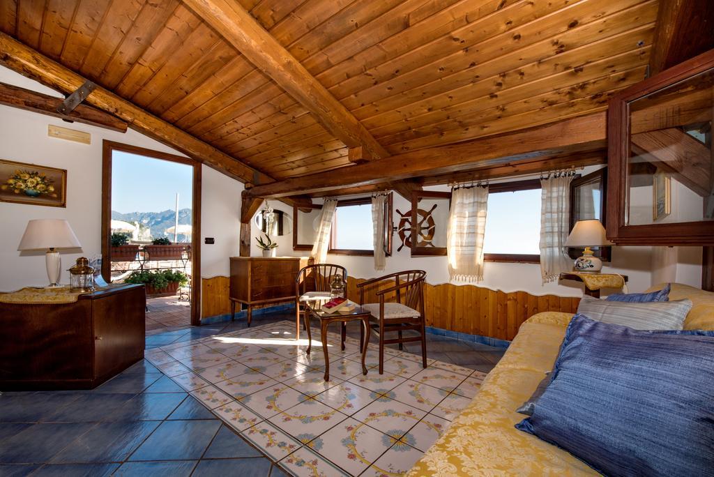 H.H.Le Palme Bed & Breakfast อามาลฟี ภายนอก รูปภาพ